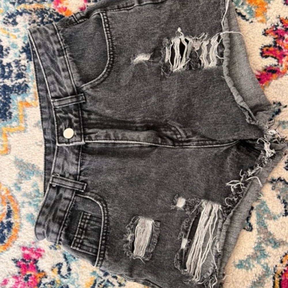 Black ripped demin shorts